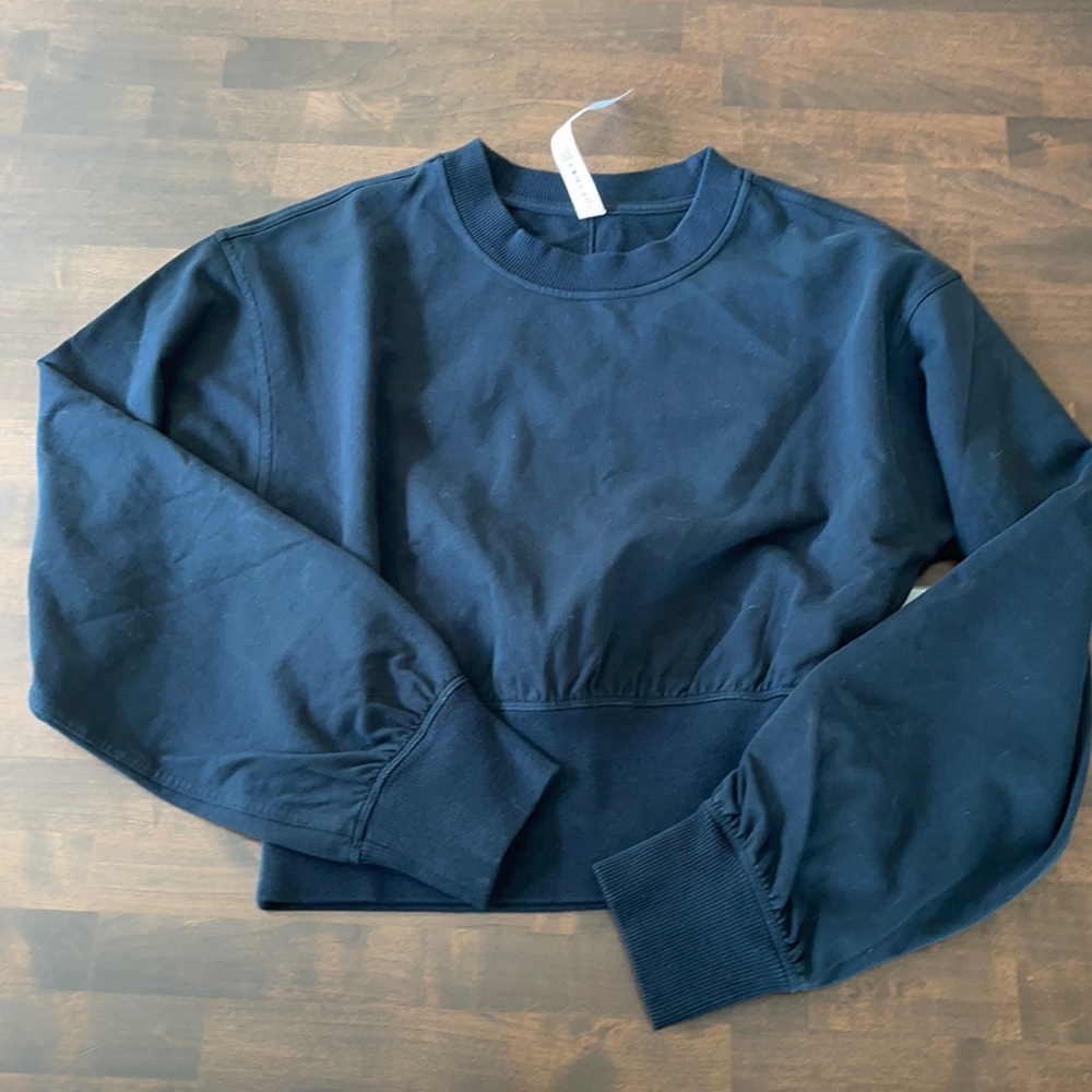 Ribbed Contoured-Waist Crew